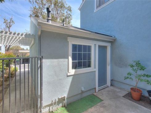 700 E Lake 7 Drive, Orange, CA