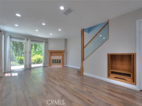 700 E Lake 7 Drive, Orange, CA