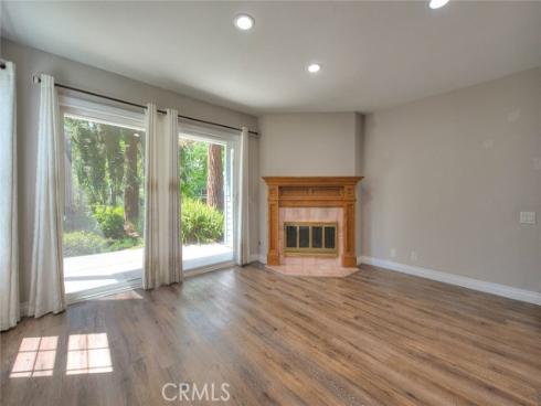 700 E Lake 7 Drive, Orange, CA