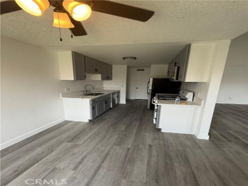 700  West La Veta  E4  Avenue, Orange, CA