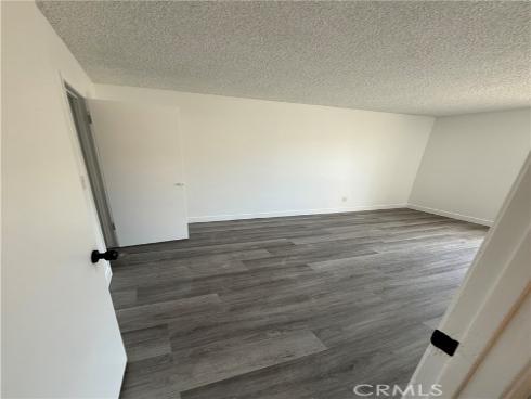 700  West La Veta  E4  Avenue, Orange, CA