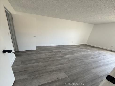 700  West La Veta  E4  Avenue, Orange, CA