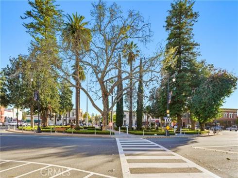 331 E Barkley , Orange, CA