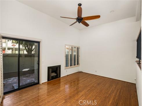 2000 W Palmyra 10 , Orange, CA