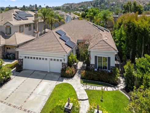 935 N Big Sky , Orange, CA