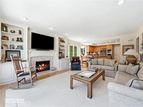 995 N Palo Alto  , Orange, CA
