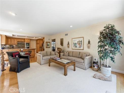 995 N Palo Alto  , Orange, CA