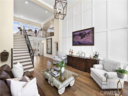 5603 E Crest De Ville , Orange, CA