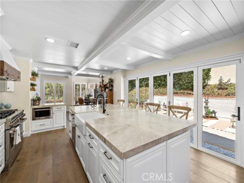 5603 E Crest De Ville , Orange, CA