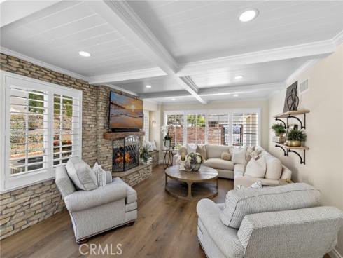 5603 E Crest De Ville , Orange, CA