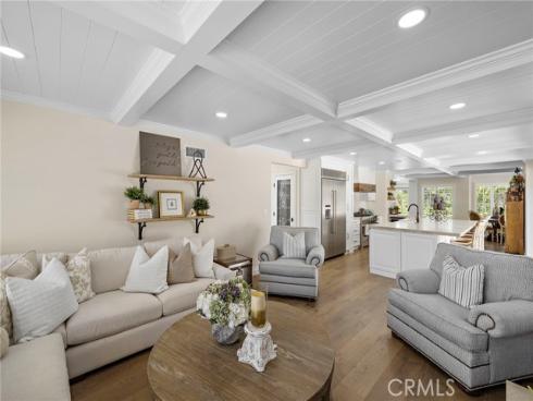 5603 E Crest De Ville , Orange, CA