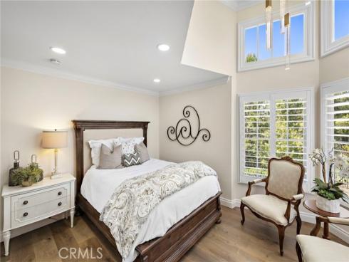 5603 E Crest De Ville , Orange, CA