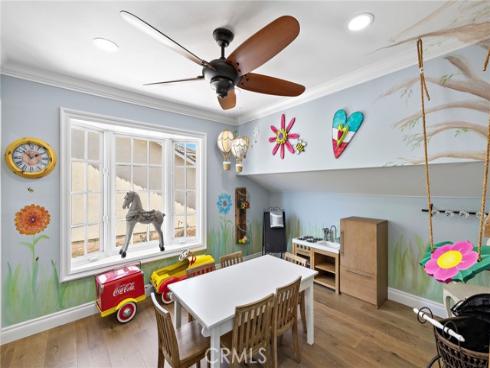 5603 E Crest De Ville , Orange, CA
