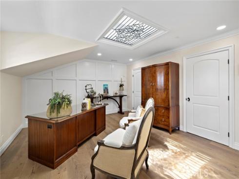 5603 E Crest De Ville , Orange, CA