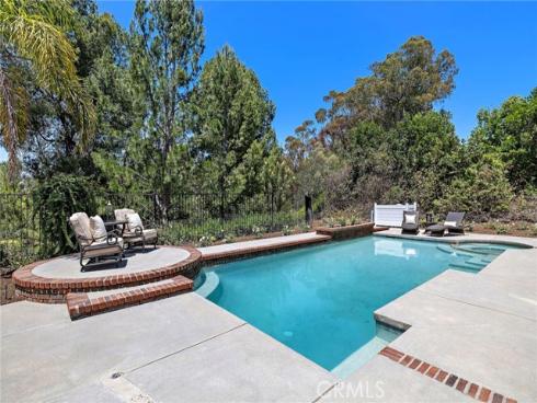 5603 E Crest De Ville , Orange, CA