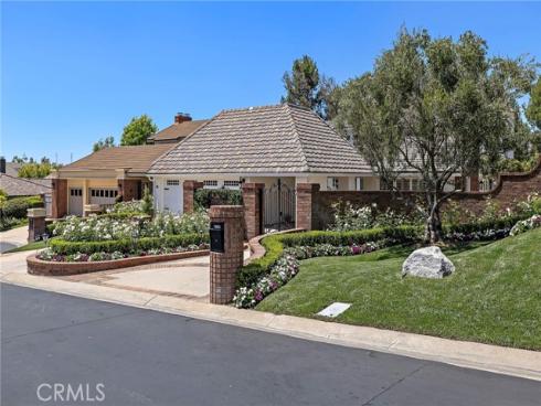 5603 E Crest De Ville , Orange, CA
