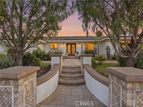 1110 E Meats   Avenue, Orange, CA