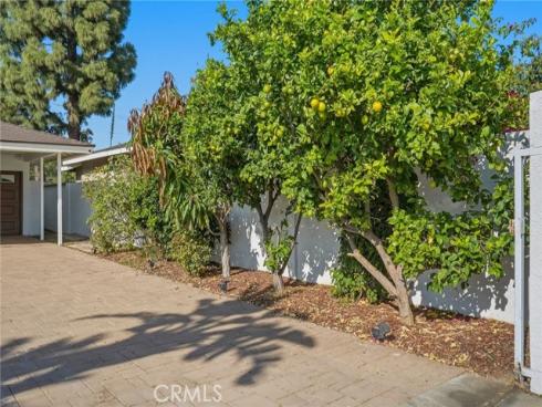 1110 E Meats   Avenue, Orange, CA
