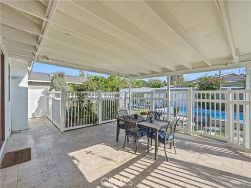1110 E Meats   Avenue, Orange, CA