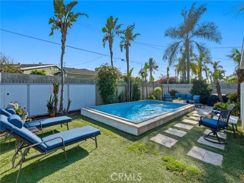 1110 E Meats   Avenue, Orange, CA