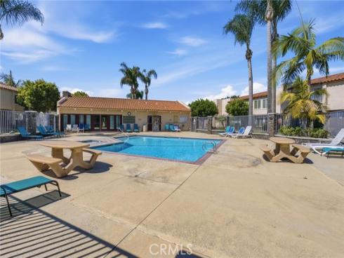 700 W La Veta  C7 , Orange, CA