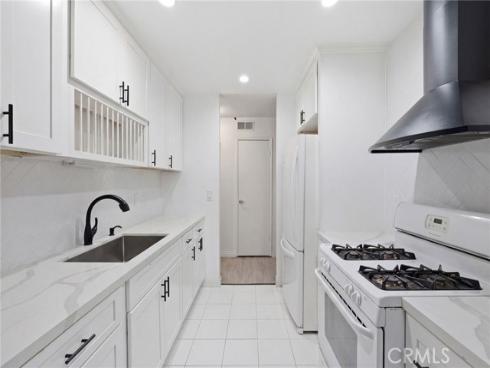 700 W La Veta  C7 , Orange, CA