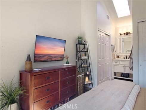 2541 N River Trail , Orange, CA