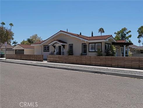 1104 W Palm Avenue, Orange, CA