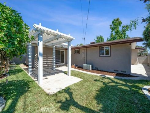 2003 W Willow Avenue, Orange, CA