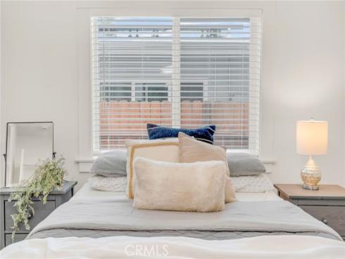 1058 E Almond , Orange, CA