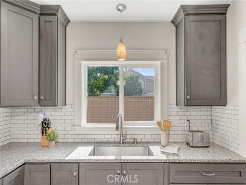 1058 E Almond , Orange, CA