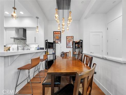 551 W Maple Ave , Orange, CA