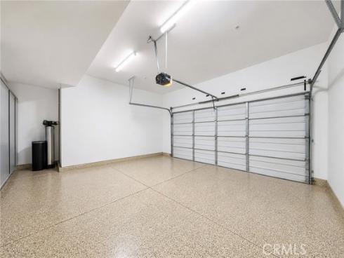 551 W Maple Ave , Orange, CA