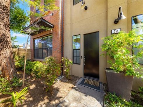 551 W Maple Ave , Orange, CA