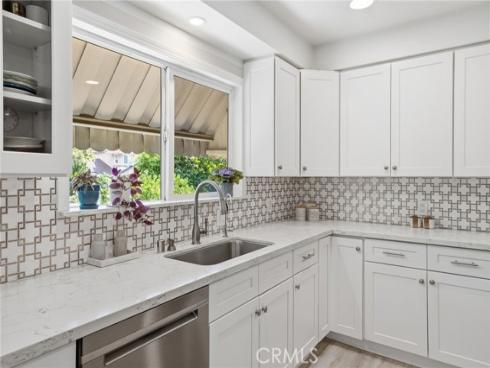 909 N Cleveland , Orange, CA