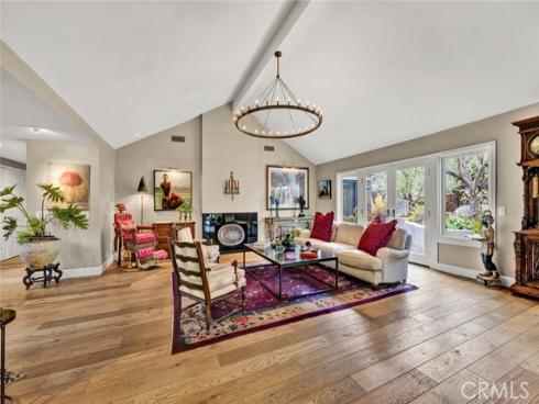 304 S Calle Baja , Orange, CA