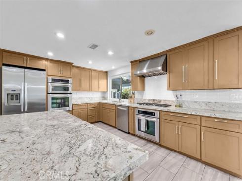 745 E Barkley Avenue, Orange, CA