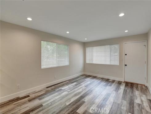 402 E Glendale Drive , Orange, CA