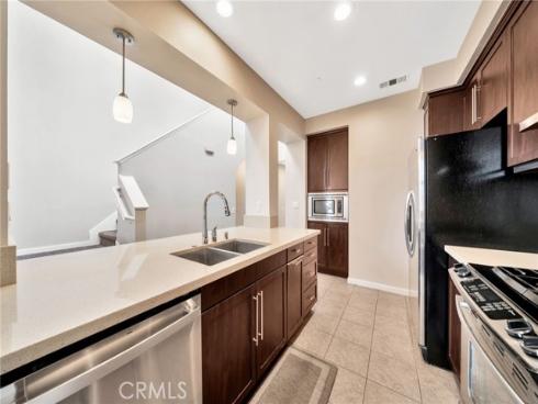 563 W Maple   Avenue, Orange, CA
