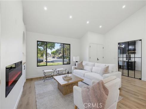 155 S Lincoln , Orange, CA