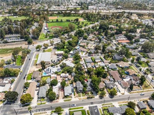 360 E La Veta , Orange, CA