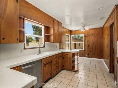 886 N Cambridge , Orange, CA