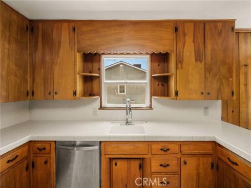 886 N Cambridge , Orange, CA