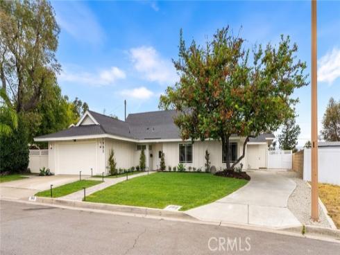 1903 E. Bolingridge