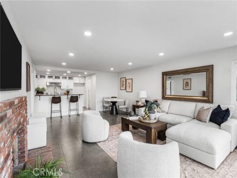 1903 E Bolingridge  , Orange, CA