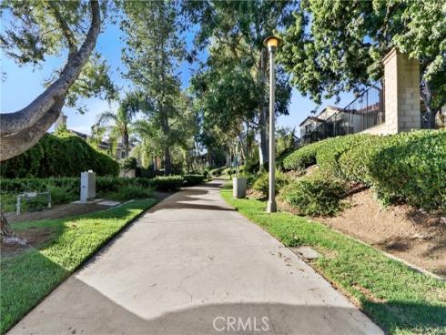 129 N Cross Creek B Road, Orange, CA