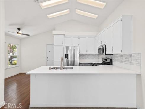 2720 E Walnut 18 , Orange, CA