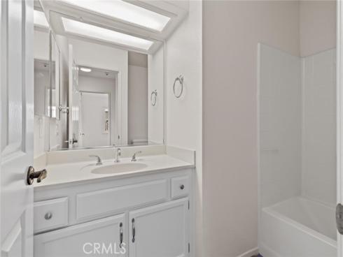 2720 E Walnut 18 , Orange, CA