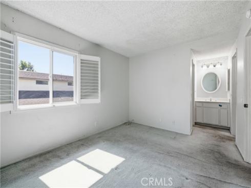 2000 W Palmyra 7 Avenue, Orange, CA