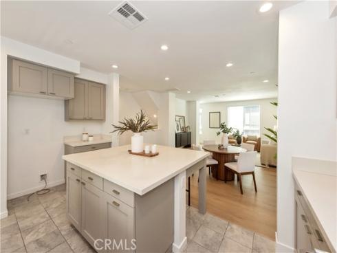 2870 N Glassell , Orange, CA